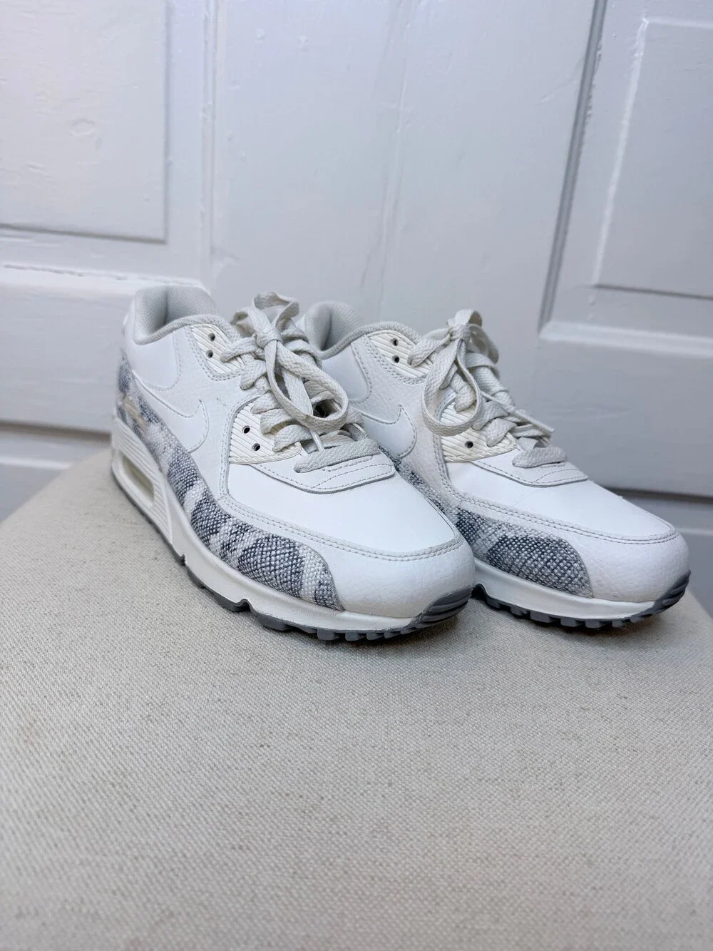 Nike Air Max 90 Premium Snake Skin Sneakers Womens Size 6.5